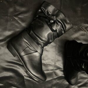 Elegant Black Women's Boots